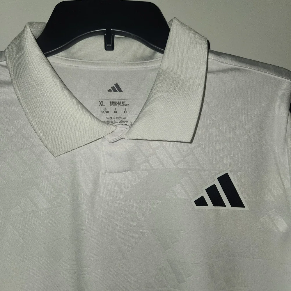 Adidas Deboss Legacy 3S Polo Shirt White Black Boys‎ XL Regular Fit